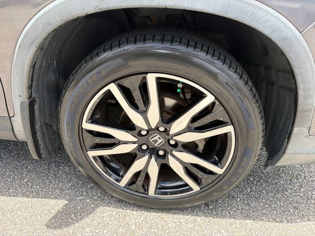 Used 2019 Honda Pilot Touring image 12