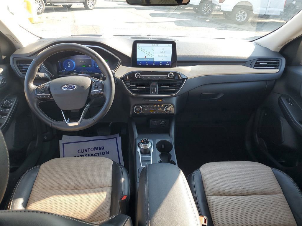 Certified 2021 Ford Escape Titanium w/ Titanium Elite Package image 13