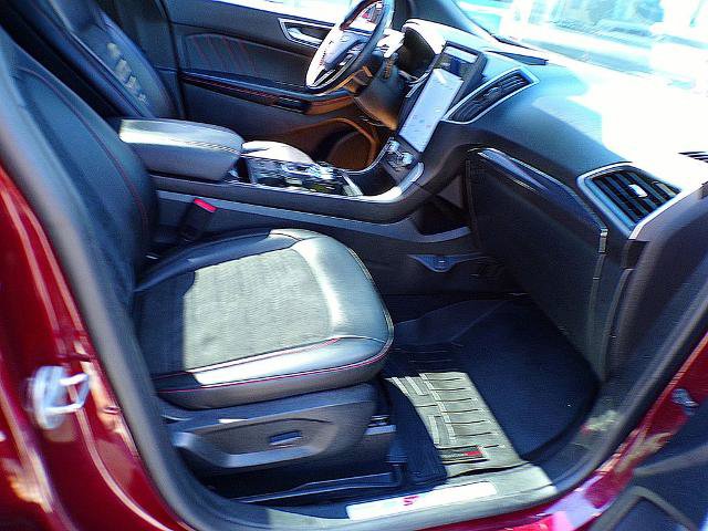 Certified 2021 Ford Edge ST-Line AWD/4WD image 14