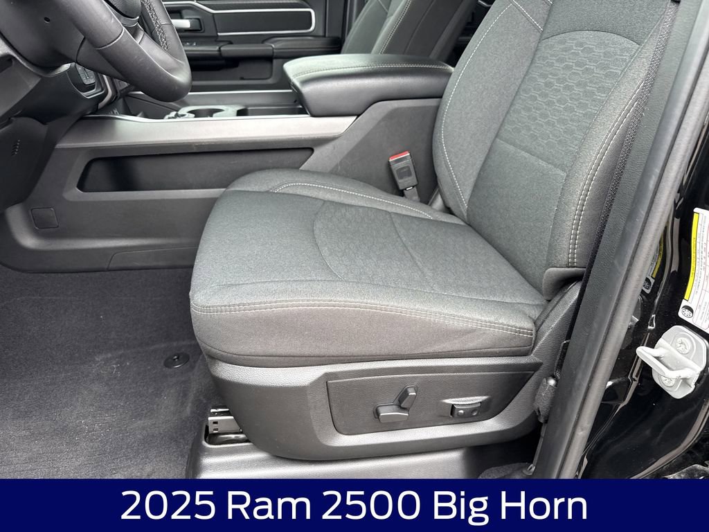 Used 2025 RAM 2500 Big Horn AWD/4WD image 13