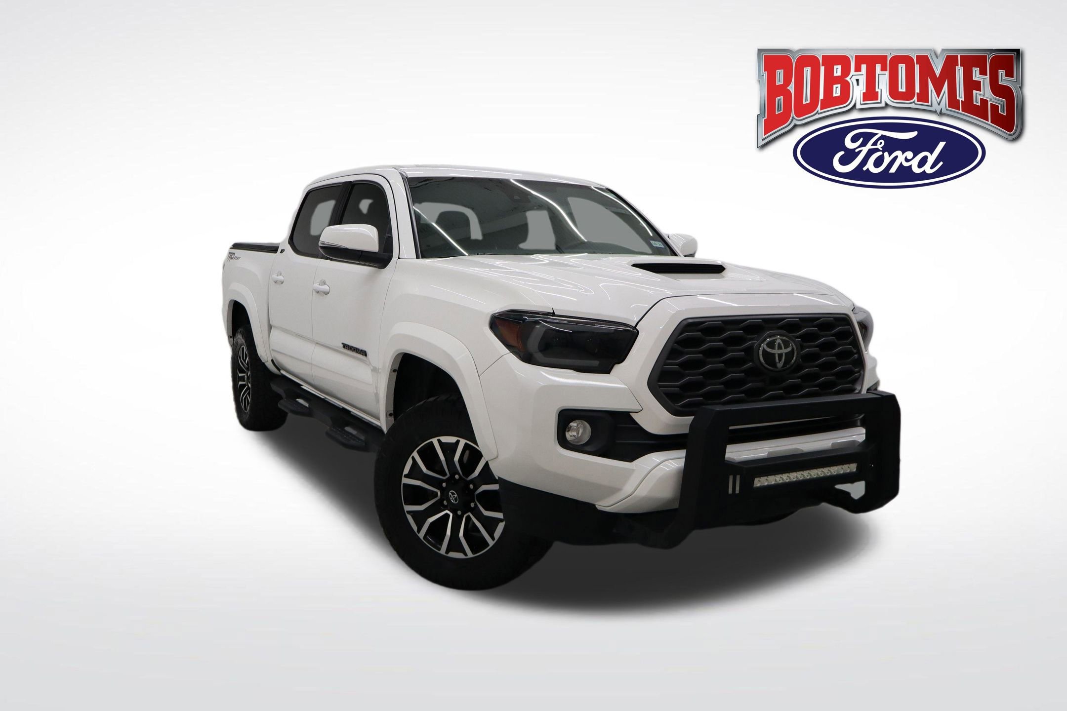 Used 2022 Toyota Tacoma TRD Sport w/ Technology Package image 11