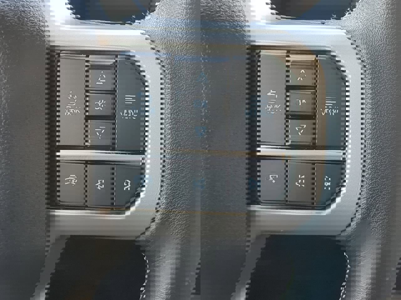 Certified 2024 Ford Expedition Limited image 25