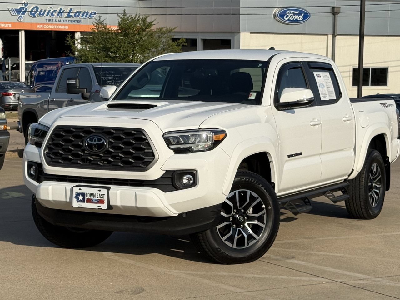 Used 2023 Toyota Tacoma TRD Sport w/ Technology Package