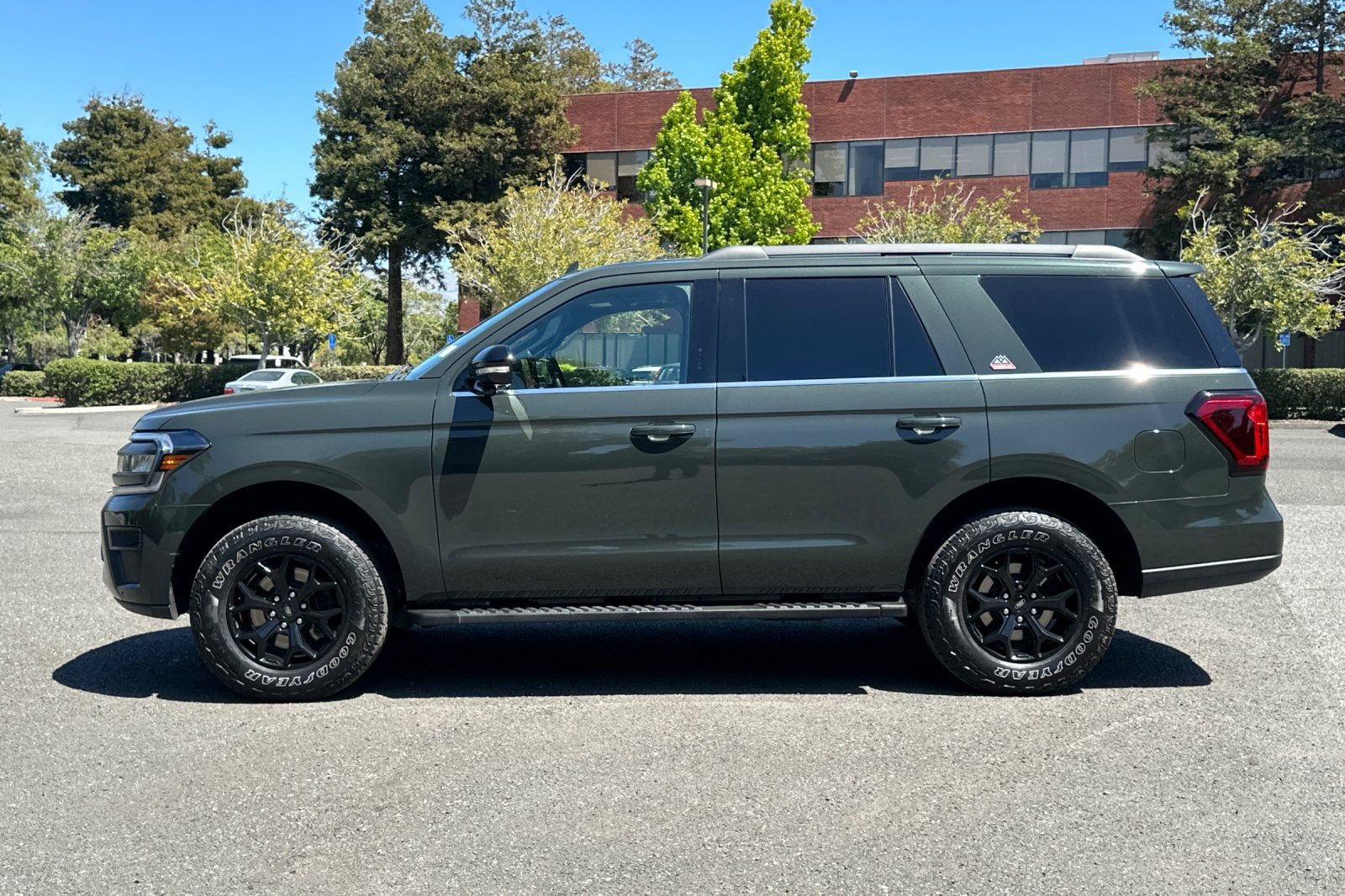 Certified 2022 Ford Expedition Timberline AWD/4WD image 7