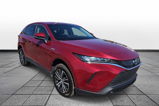 Used 2021 Toyota Venza LE AWD/4WD image 3