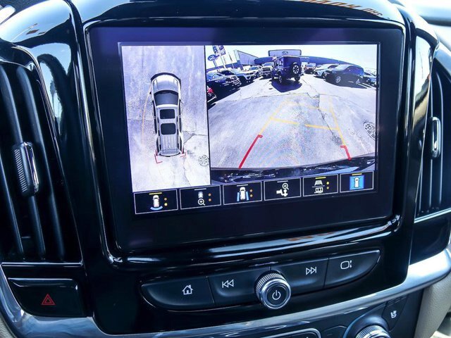 Used 2022 Chevrolet Traverse Premier AWD/4WD image 25