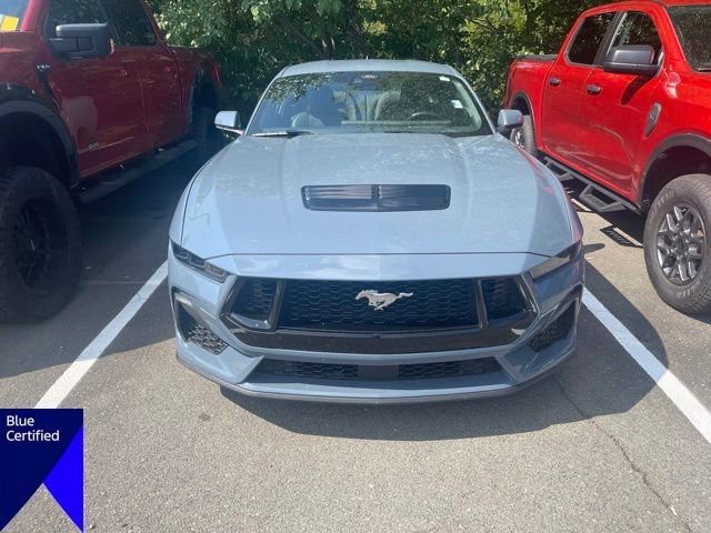 Certified 2025 Ford Mustang GT Premium RWD image 3