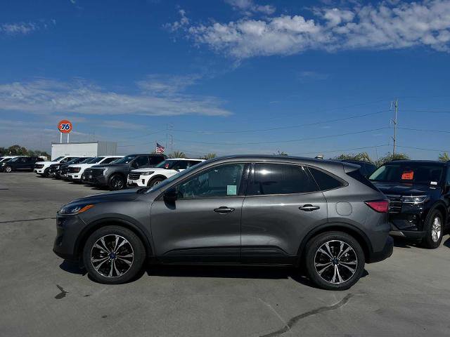 Certified 2021 Ford Escape SE w/ SE Sport Appearance Package image 3