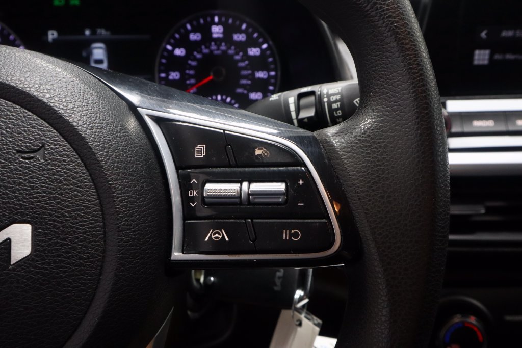 Used 2023 Kia Forte LXS FWD image 28