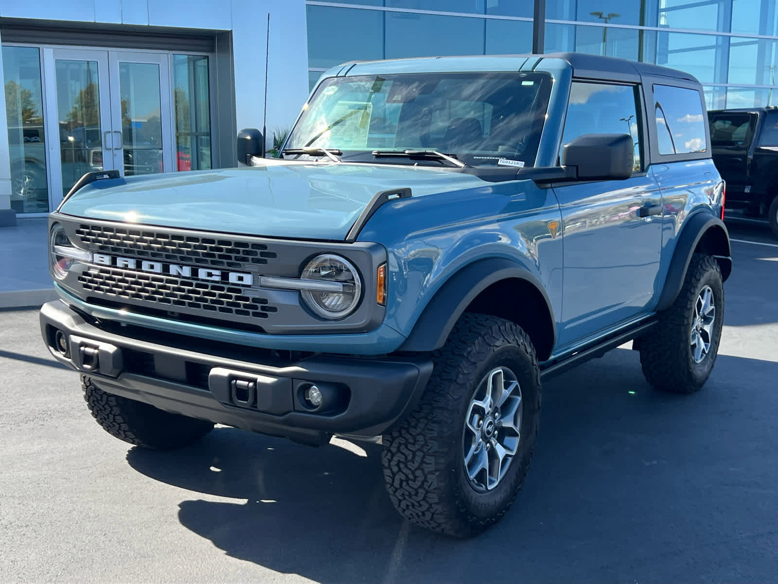 Certified 2023 Ford Bronco Badlands image 2