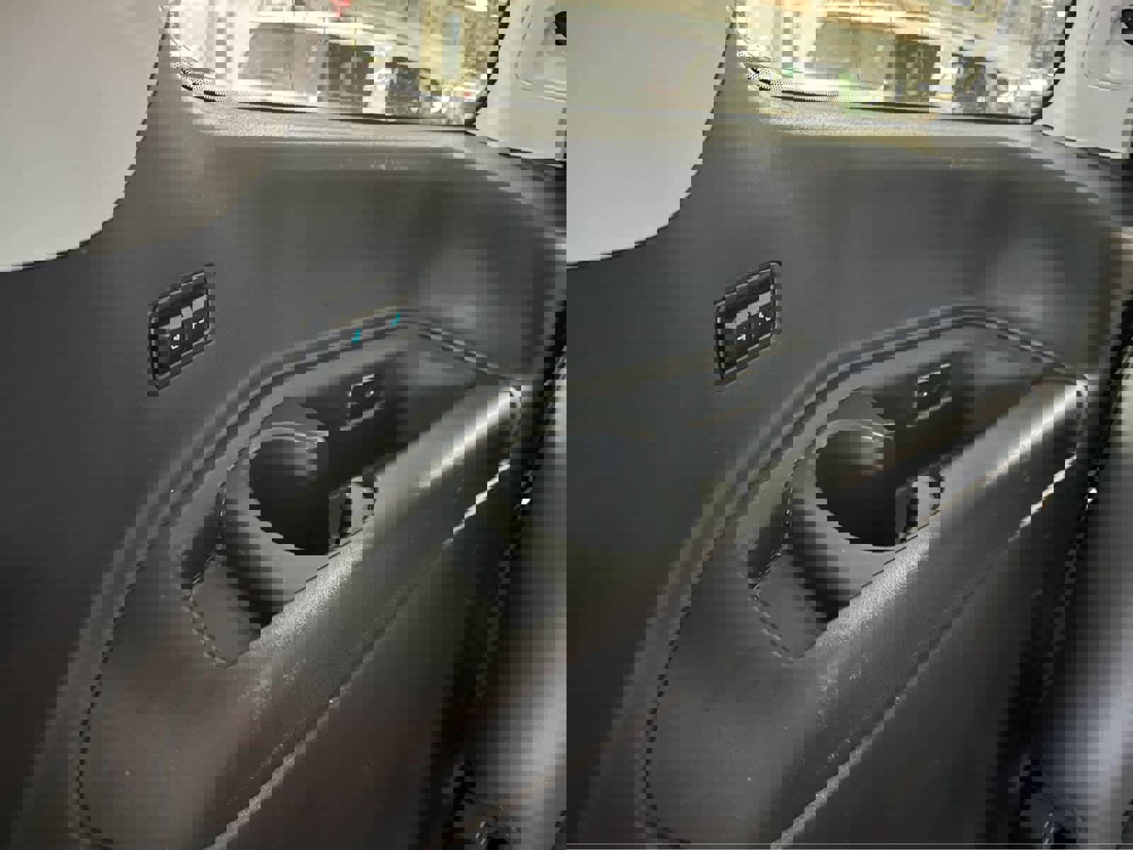 Certified 2025 Ford Expedition Active image 46