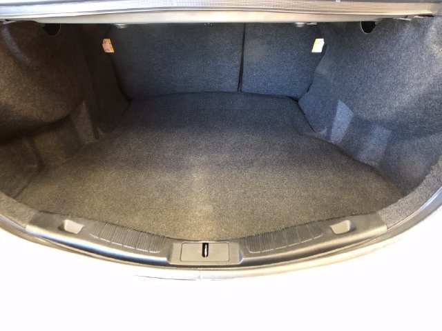 Certified 2018 Ford Fusion SE w/ Fusion SE Technology Package AWD/4WD image 21