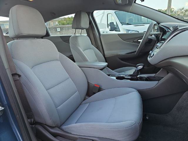 Used 2025 Chevrolet Malibu LT FWD image 10