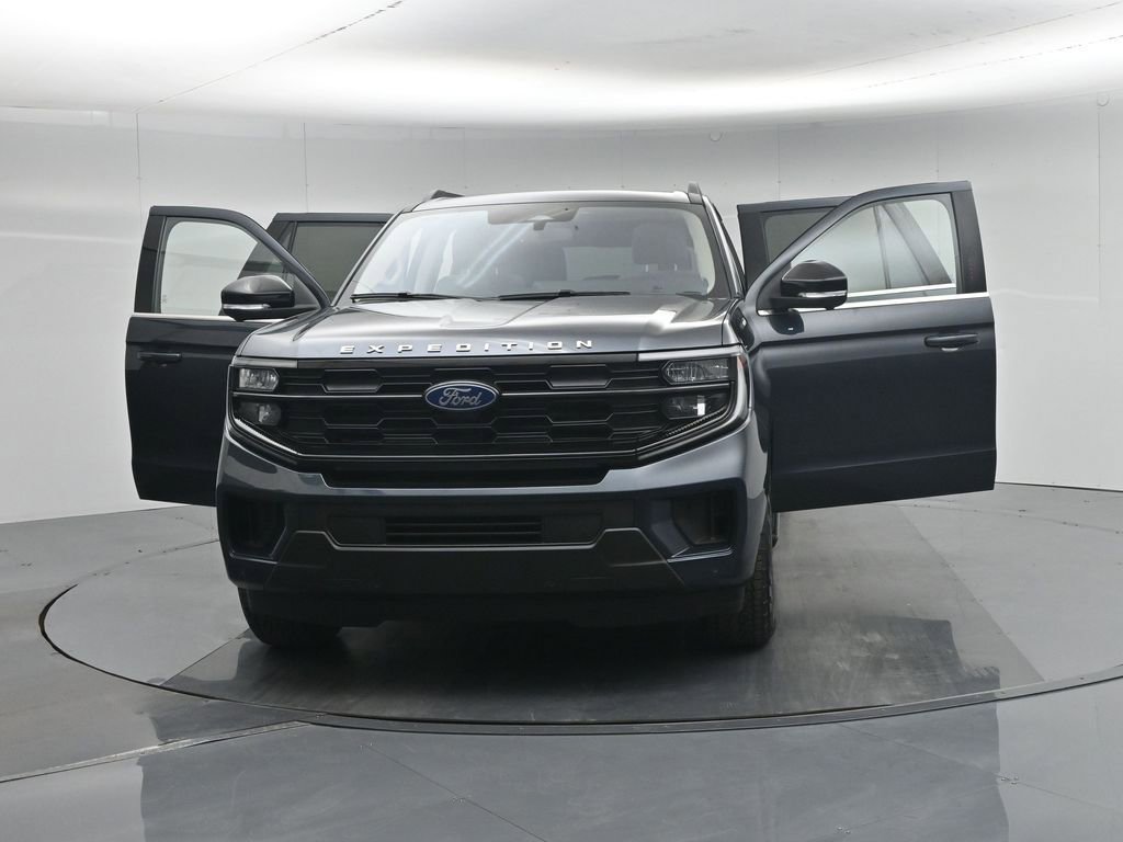 Certified 2025 Ford Expedition Max Active AWD/4WD image 36