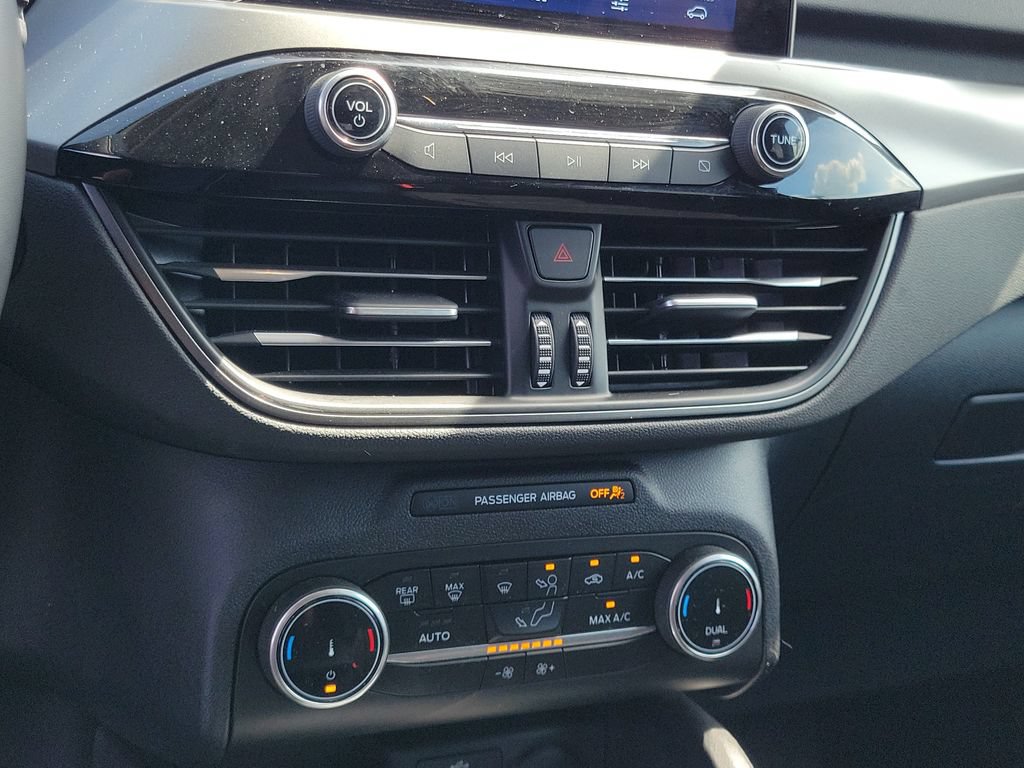 Certified 2024 Ford Escape Active FWD image 28