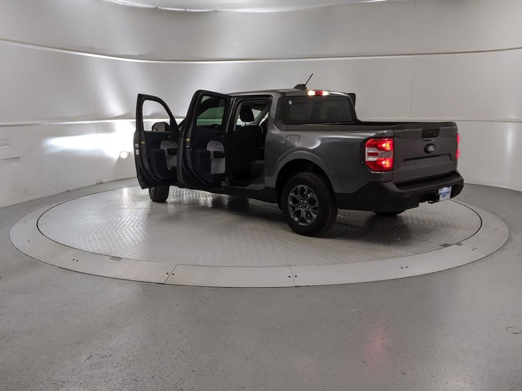 Certified 2025 Ford Maverick XLT image 10