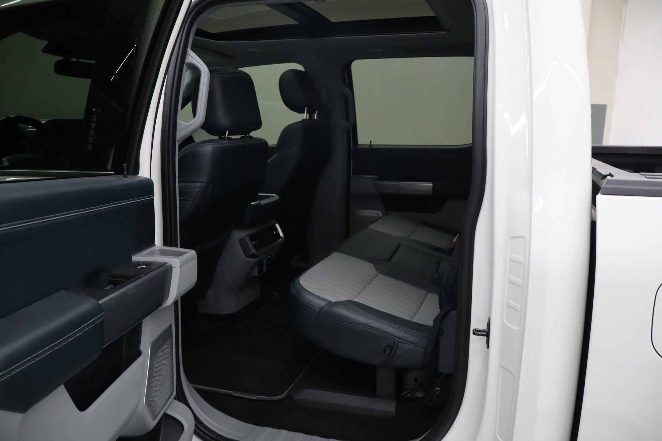 Certified 2021 Ford F150 Limited AWD/4WD image 27
