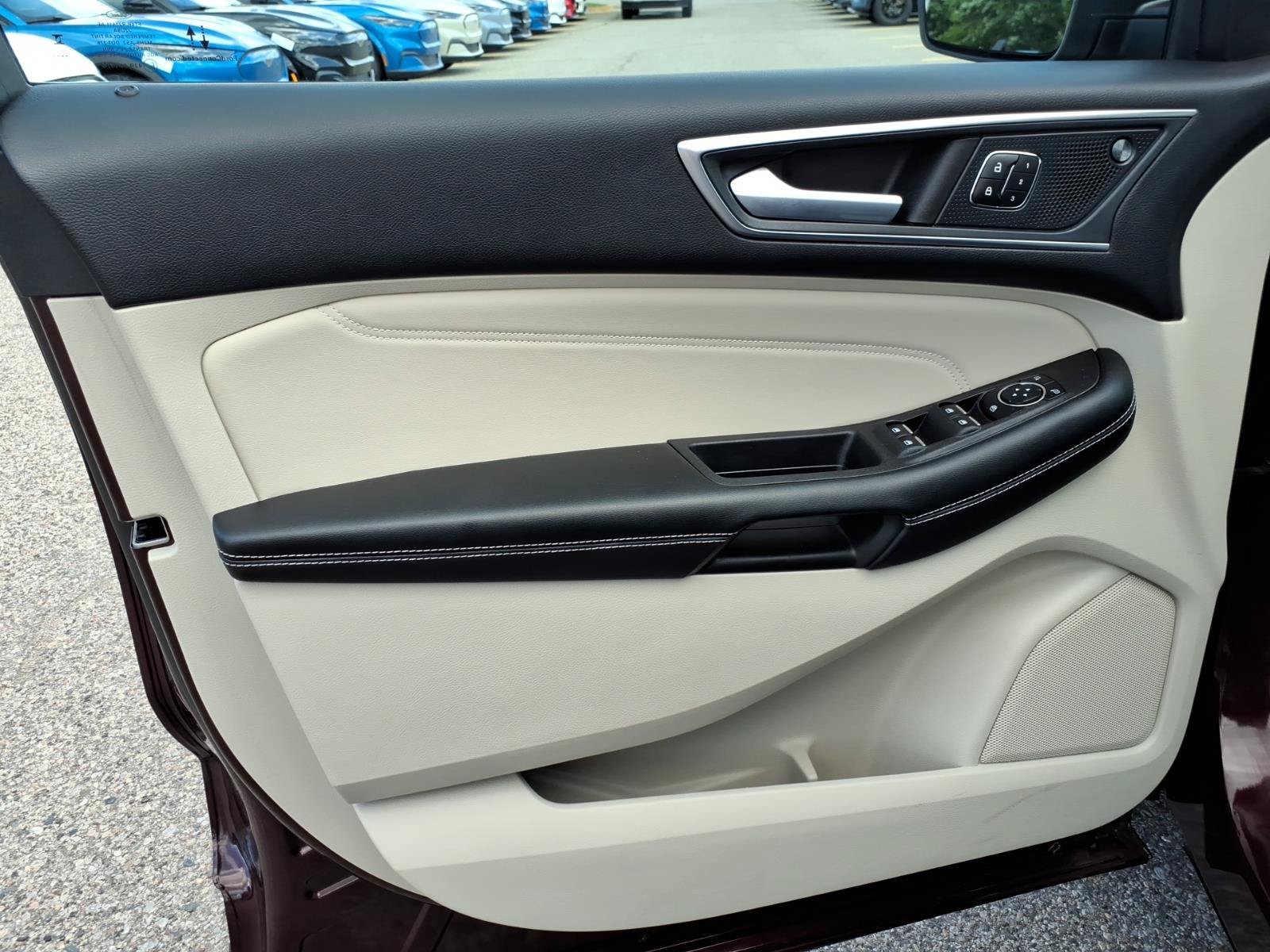 Certified 2024 Ford Edge Titanium AWD/4WD image 15