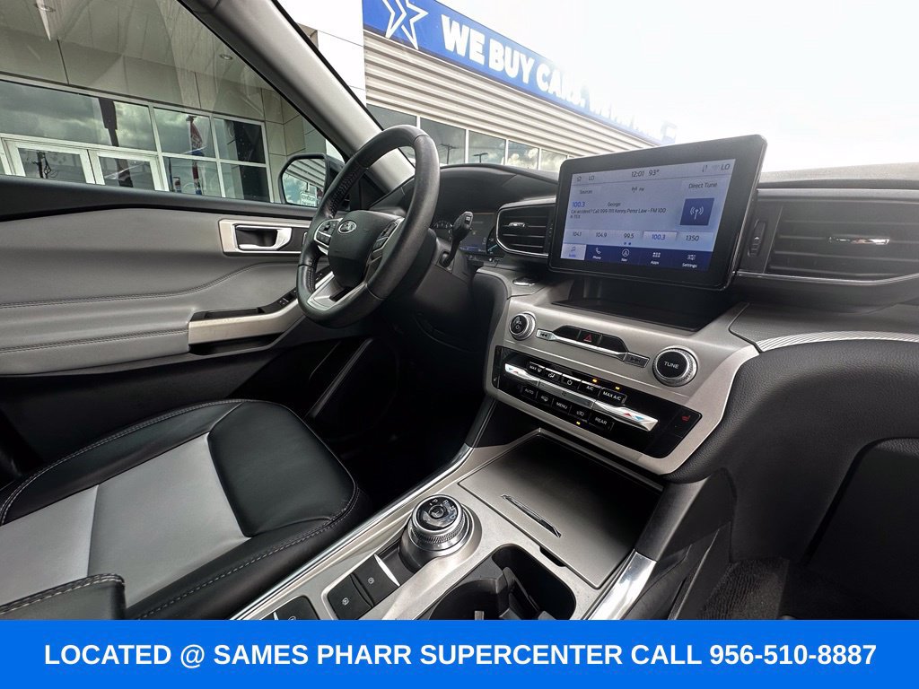 Certified 2023 Ford Explorer XLT w/ Equipment Group 202A RWD image 32