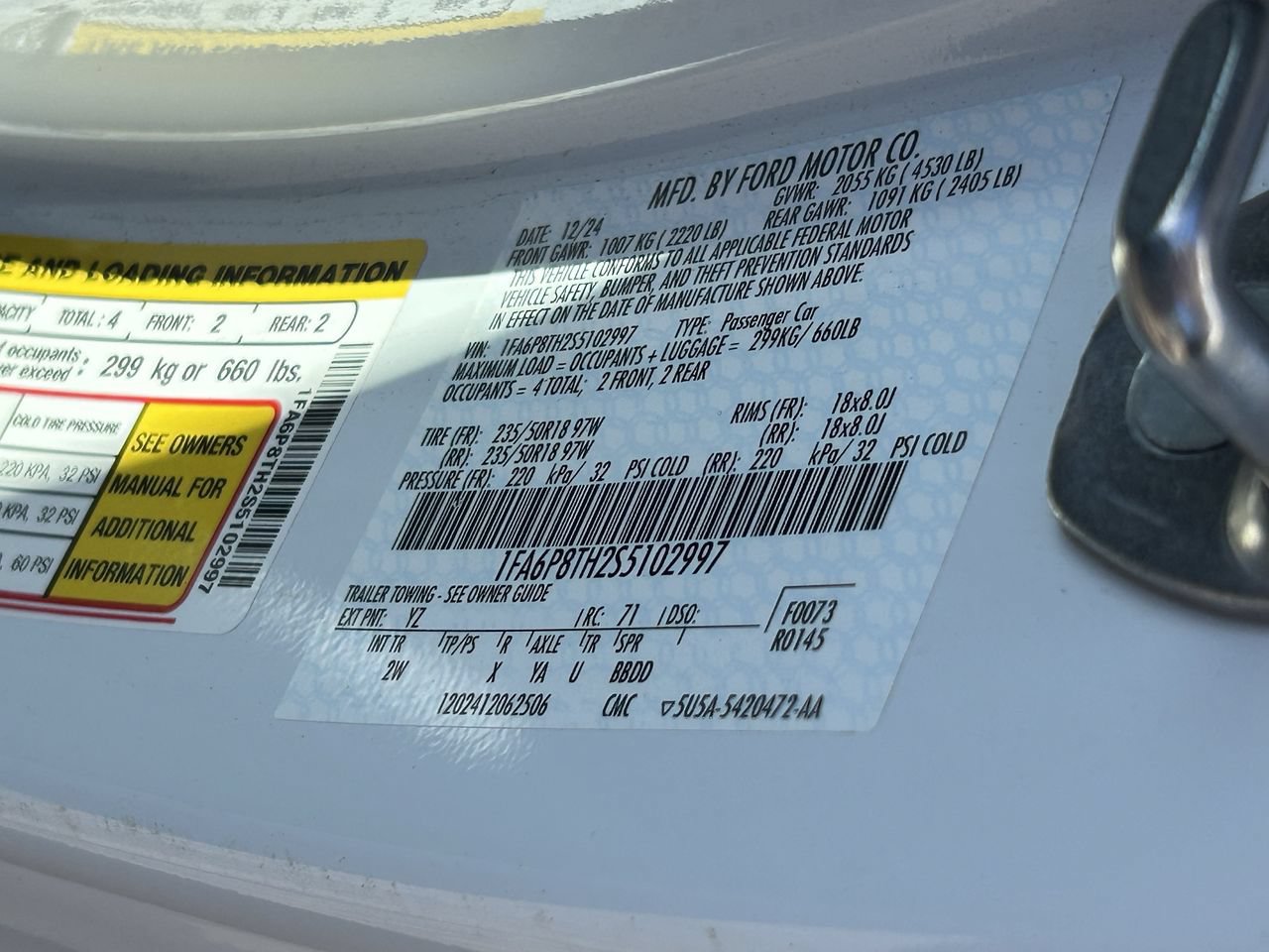 Certified 2025 Ford Mustang Coupe RWD image 12