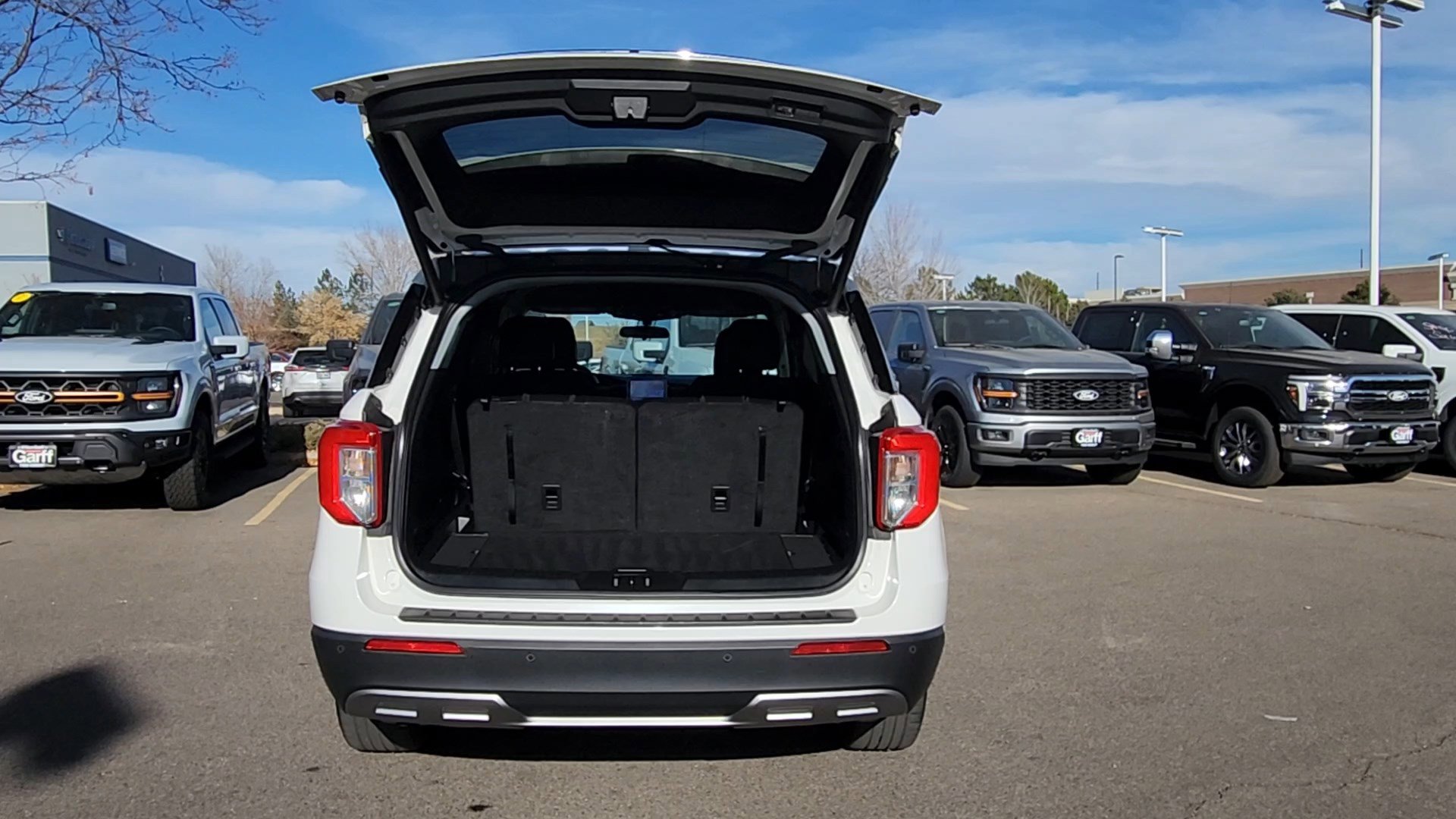 Certified 2023 Ford Explorer XLT w/ Equipment Group 202A image 28