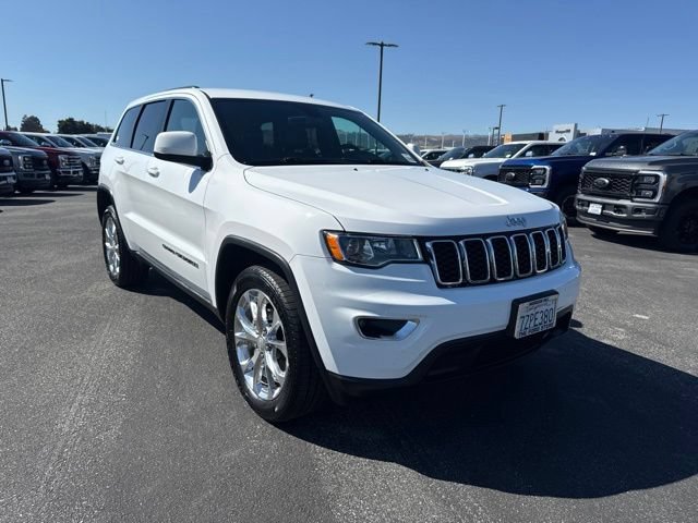 Used 2017 Jeep Grand Cherokee Laredo AWD/4WD image 4