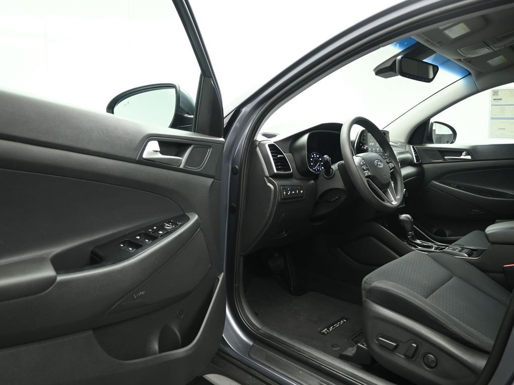Used 2019 Hyundai Tucson Sport w/ Cargo Package image 9