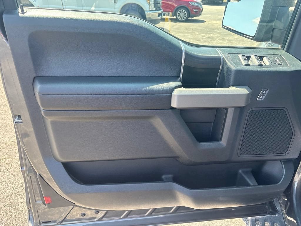 Certified 2019 Ford F150 Raptor w/ Equipment Group 801A Mid AWD/4WD image 12