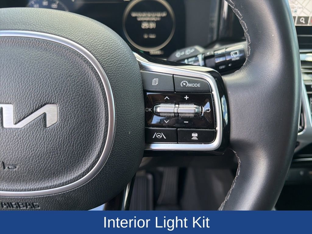 Used 2023 Kia Sorento SX AWD/4WD image 25
