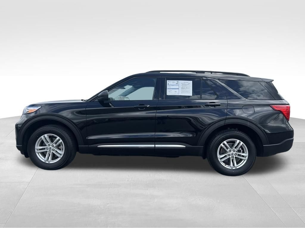 Certified 2024 Ford Explorer XLT w/ Class IV Trailer Tow Package AWD/4WD image 5