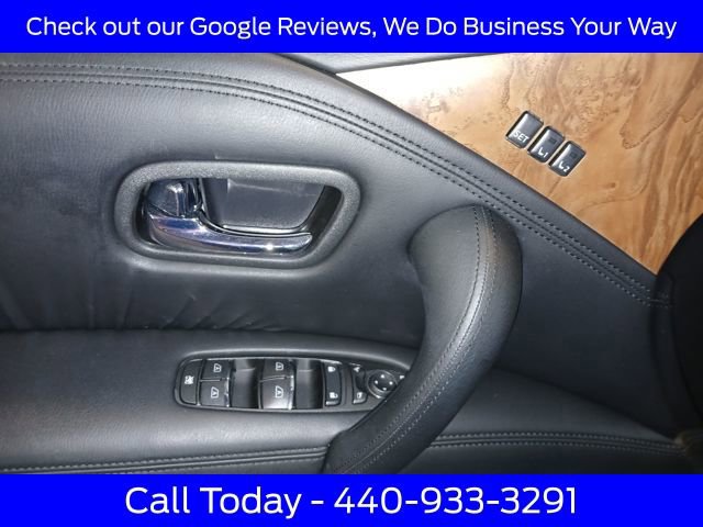 Used 2024 Nissan Armada SL w/ Captain's Chairs Package image 19