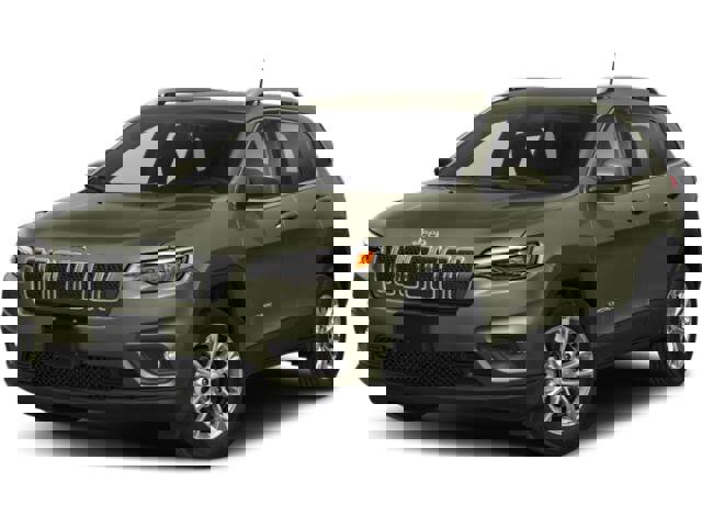 Used 2021 Jeep Cherokee Latitude Lux w/ Mopar Interior Package image 2