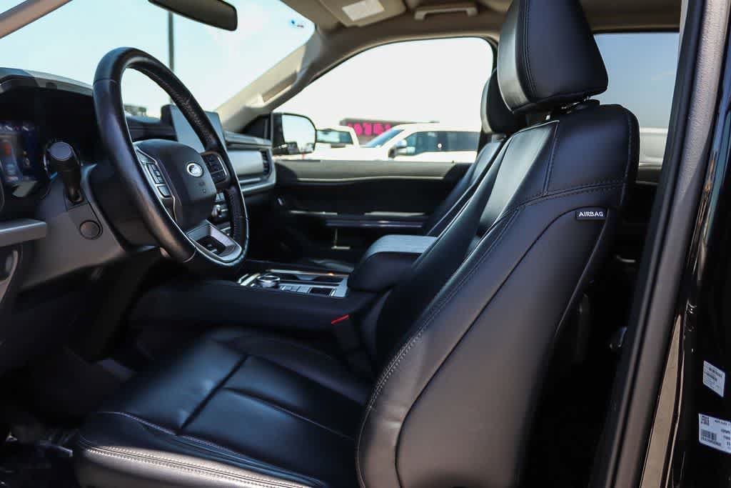 Certified 2023 Ford Expedition Max XLT RWD image 17