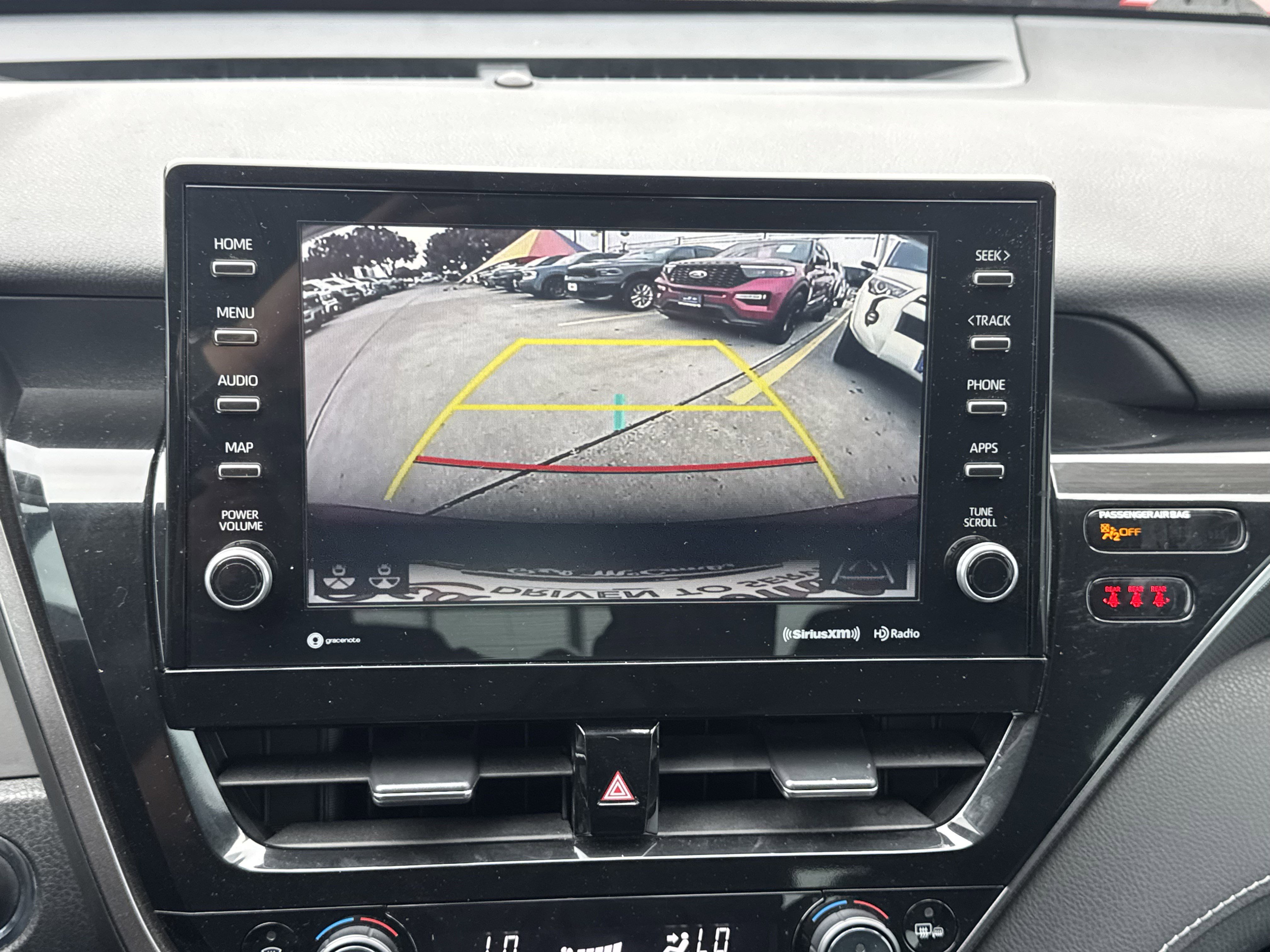 Used 2022 Toyota Camry XSE image 23