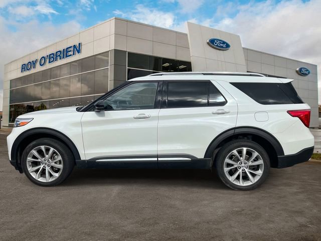 Certified 2023 Ford Explorer Platinum w/ Class IV Trailer Tow Package AWD/4WD image 2