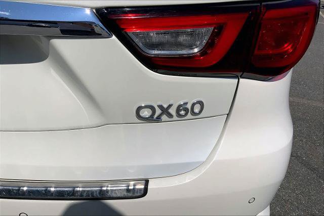 Used 2017 INFINITI QX60 Luxe w/ Premium Plus Package AWD/4WD image 10
