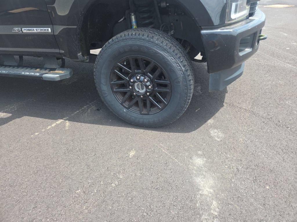 Certified 2019 Ford F350 Lariat w/ Lariat Ultimate Package AWD/4WD image 19