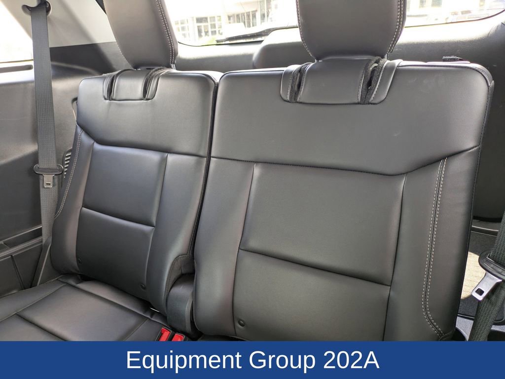 Certified 2022 Ford Explorer XLT w/ Equipment Group 202A RWD image 17