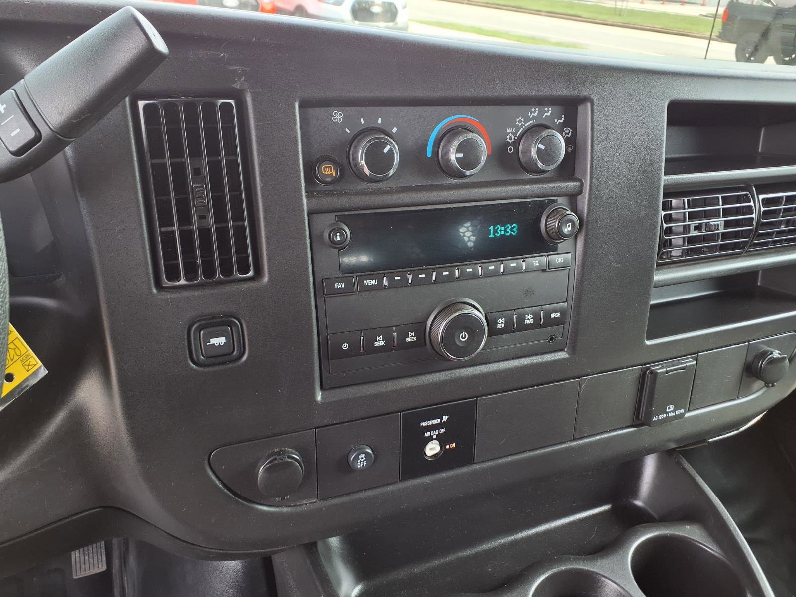 Used 2024 GMC Savana 2500 w/ Driver Convenience Package image 20