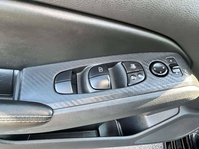 Used 2025 Nissan Altima 2.5 SV FWD image 18