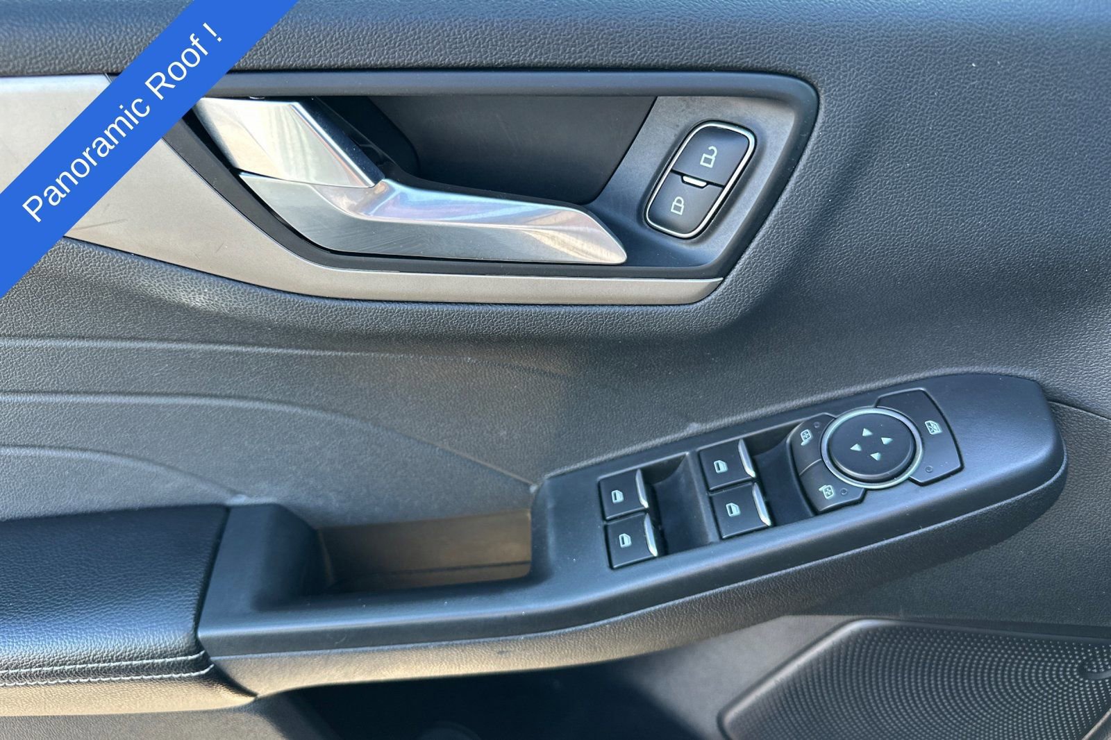 Certified 2022 Ford Escape SEL image 13