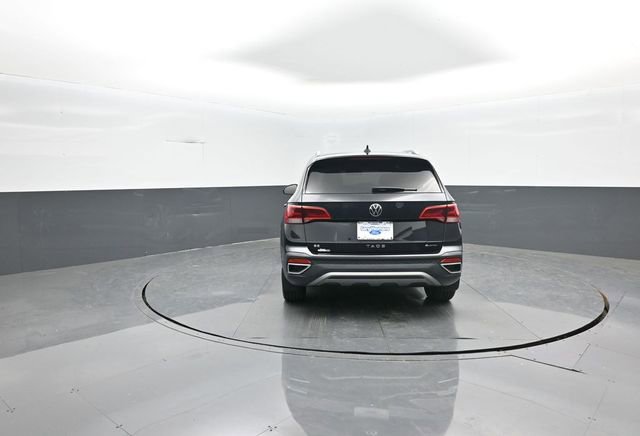 Used 2022 Volkswagen Taos SE image 6