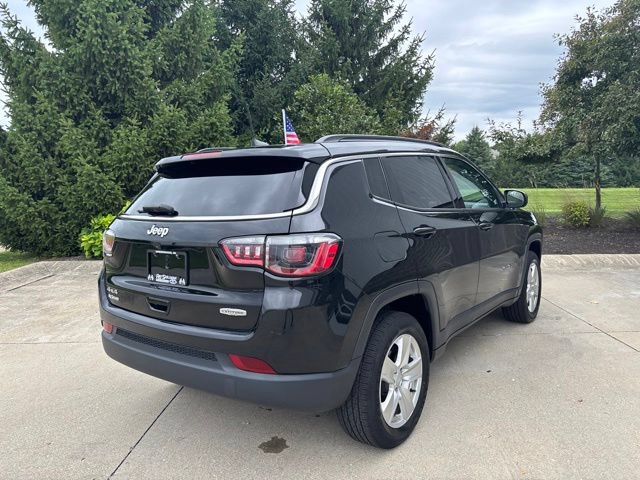Used 2022 Jeep Compass Latitude w/ Convenience Group AWD/4WD image 7