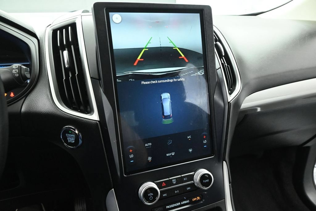 Certified 2022 Ford Edge SE w/ Black Appearance Package AWD/4WD image 15