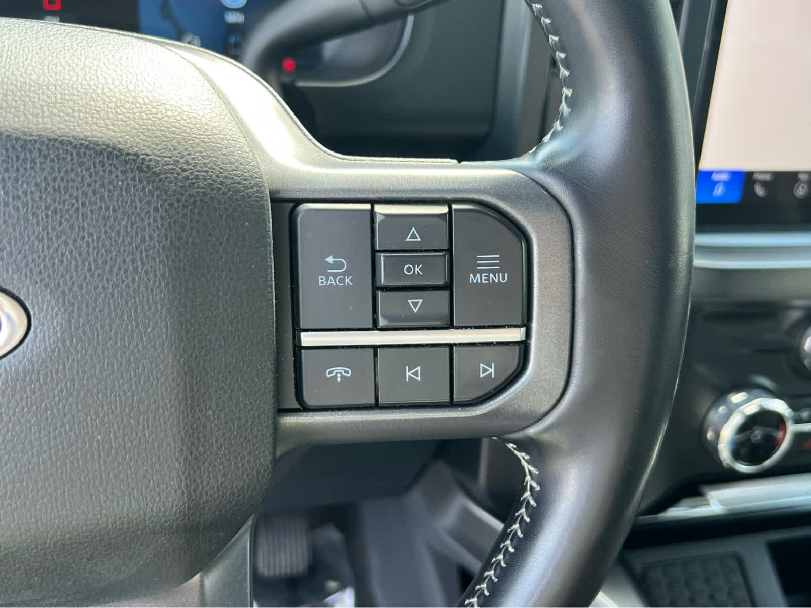 Certified 2023 Ford F350 Lariat w/ Lariat Ultimate Package AWD/4WD image 35