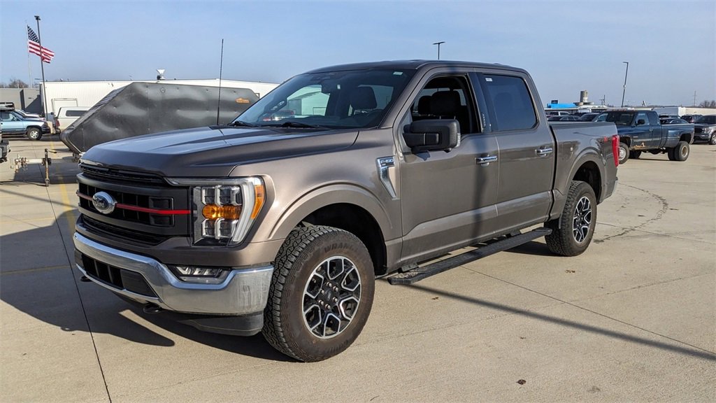 Certified 2022 Ford F150 XLT w/ Equipment Group 302A High image 7