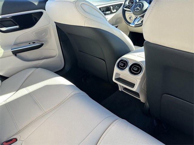 Used 2024 Mercedes-Benz C 300 4MATIC Sedan image 39