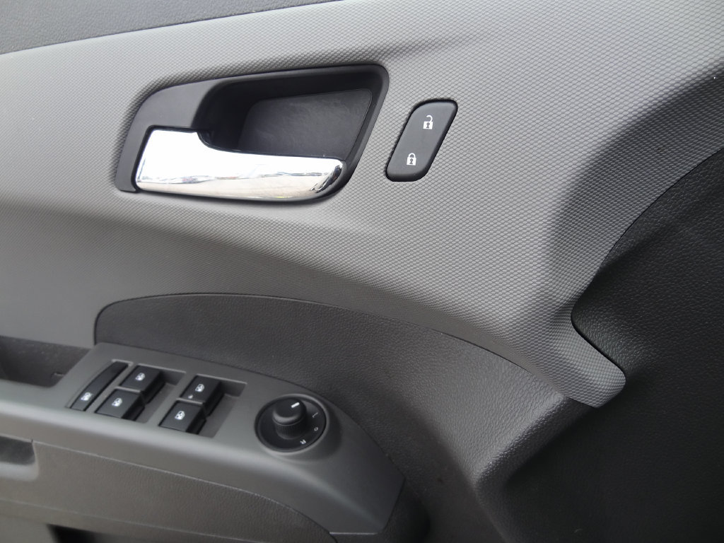 Used 2018 Chevrolet Sonic LT w/ Convenience Package FWD image 14