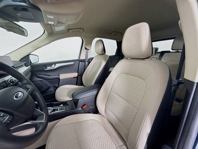 Certified 2020 Ford Escape SE image 21