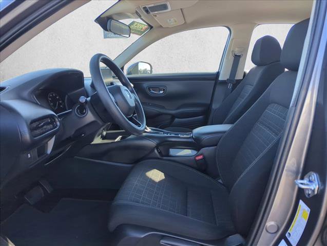Used 2025 Honda HR-V LX image 16